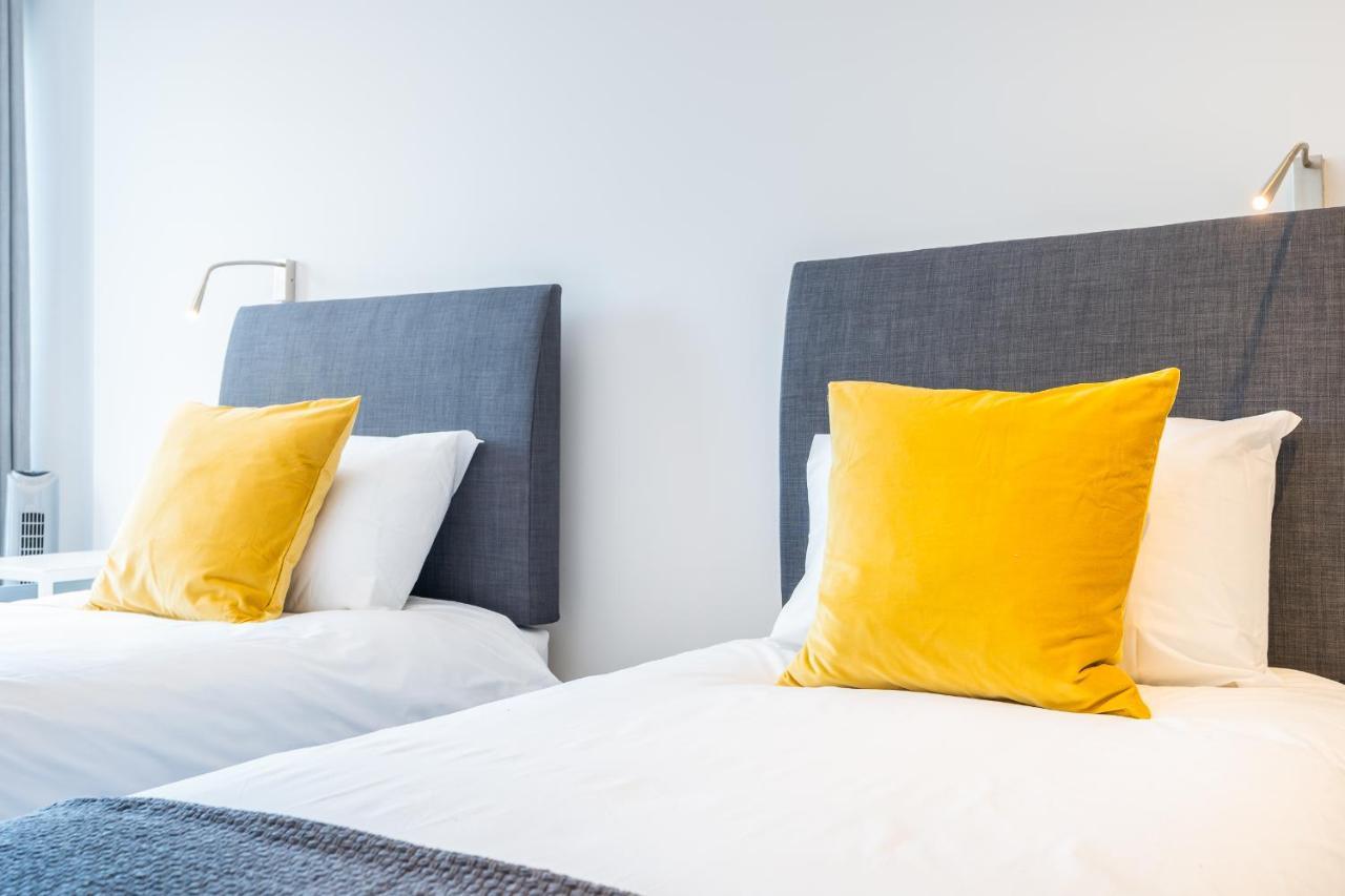 St Albans 2 Bed Luxury City Apartment, 5 Mins Walk To Train & Allocated Parking Exterior foto